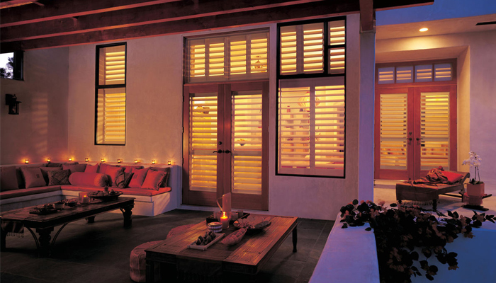 Wooden venetian blinds