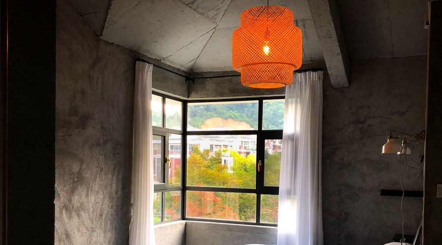 pop-of-colour-light-fixtures